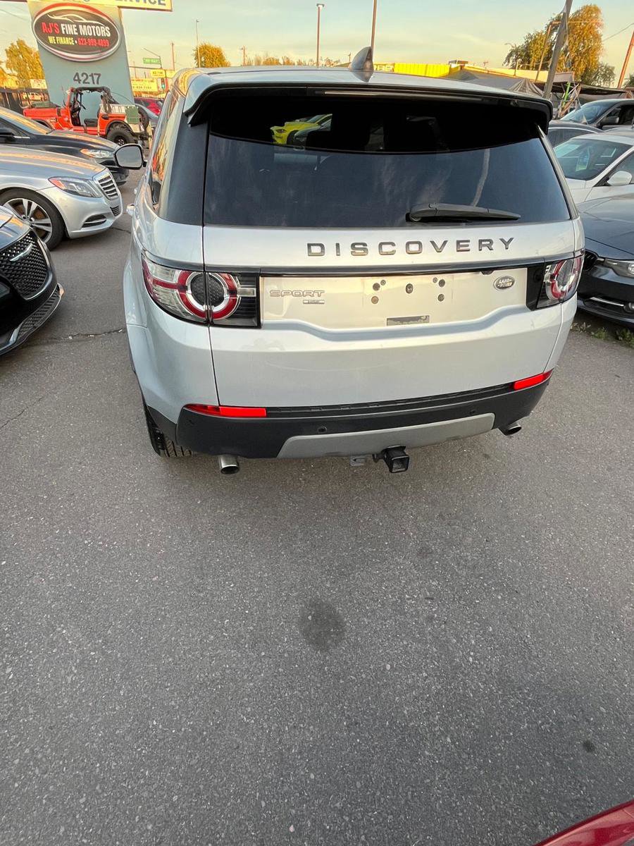 Used 2019 Land Rover Discovery Sport HSE AWD/4WD image 5