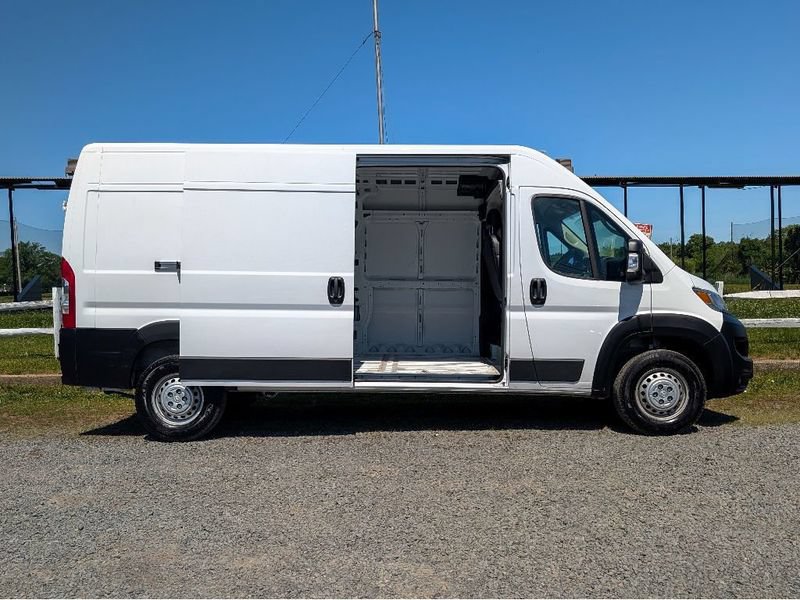 Used 2026 RAM ProMaster 2500 w/ Convenience Group FWD image 5