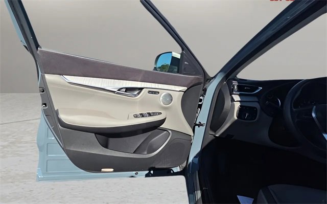 Used 2023 INFINITI QX50 Sensory w/ Accent Package image 32