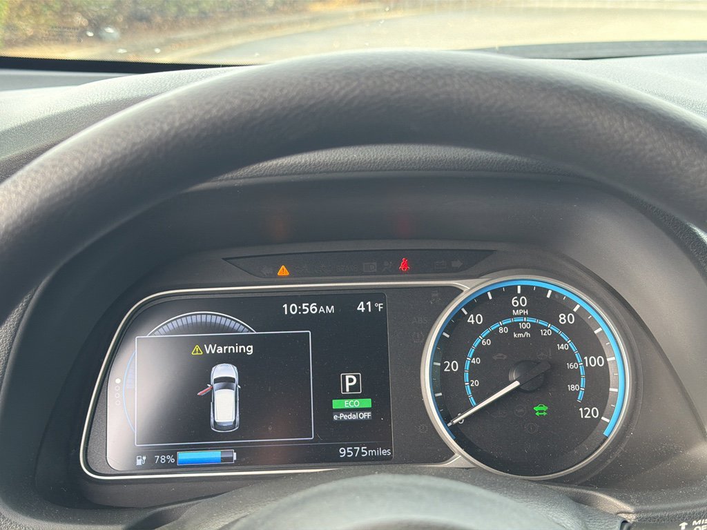 Used 2024 Nissan Leaf S image 19