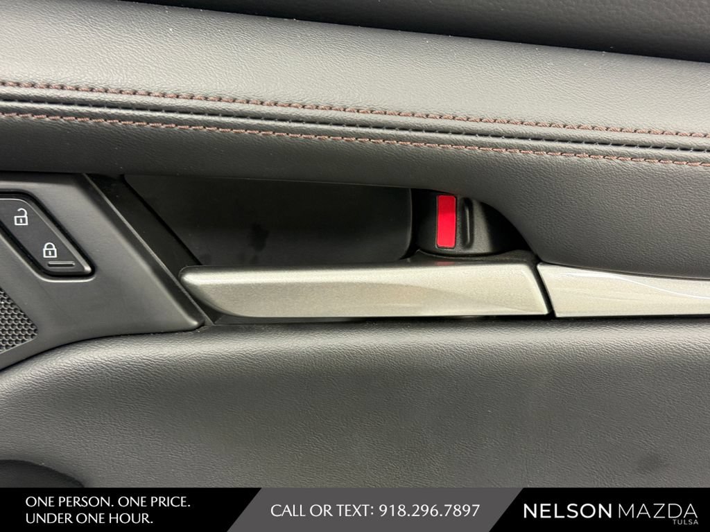 Certified 2025 MAZDA MAZDA3 s FWD image 45