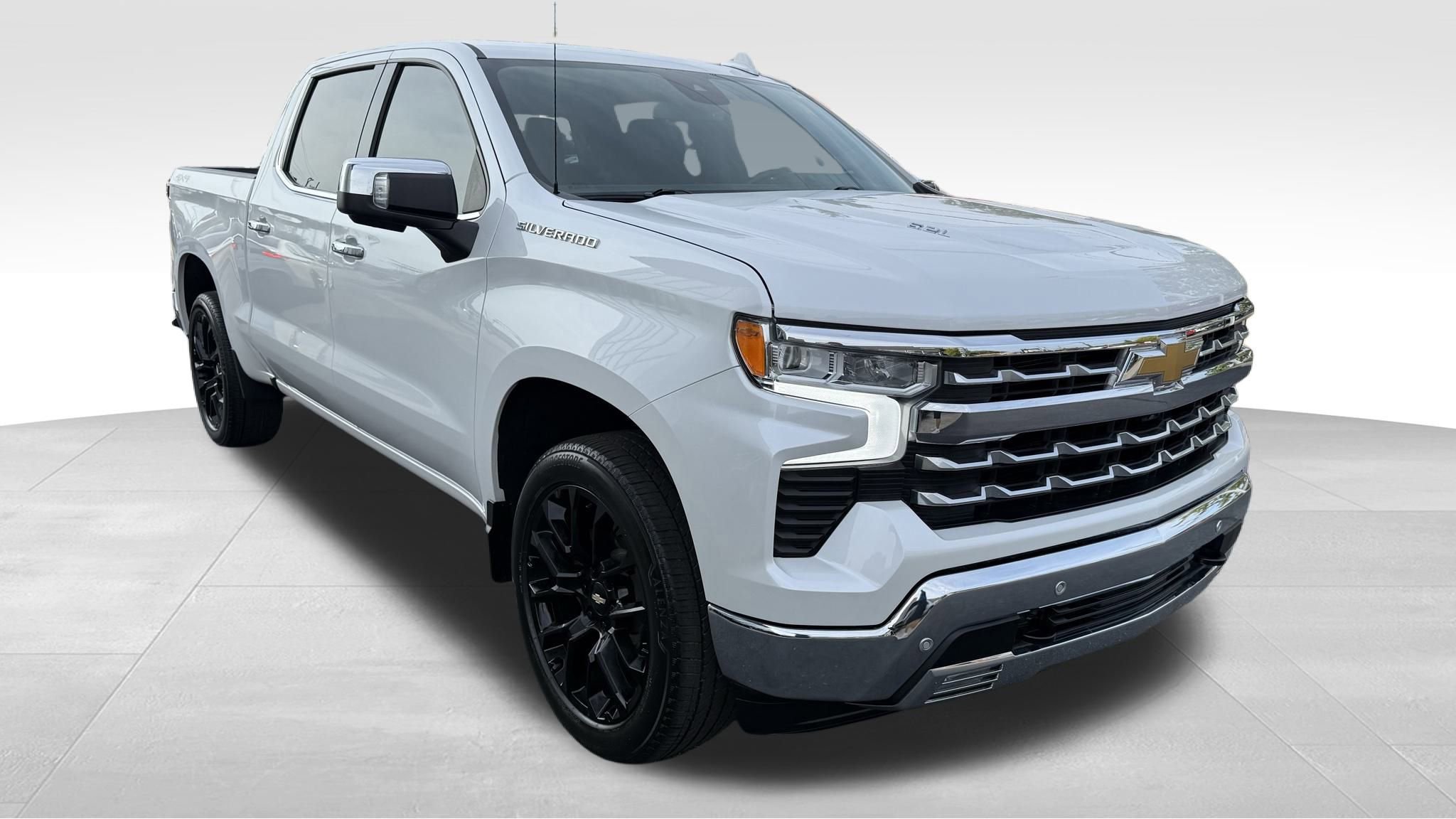Used 2023 Chevrolet Silverado 1500 LTZ w/ LTZ Convenience Package II image 5