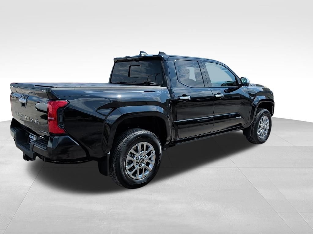 Used 2025 Toyota Tacoma Limited w/ Tow Tech Package image 7