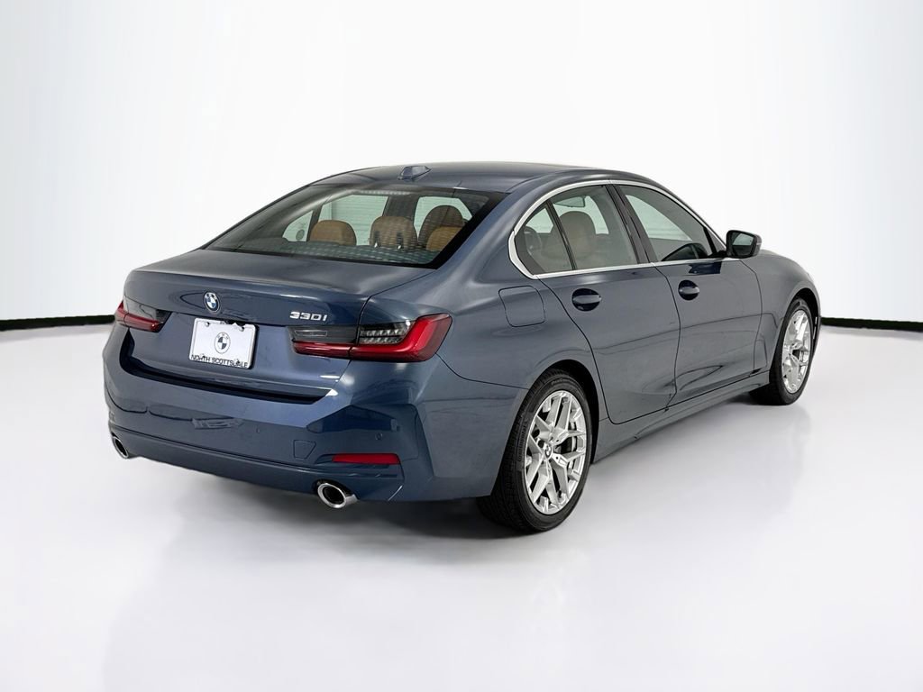 Certified 2025 BMW 330i Sedan w/ Convenience Package RWD image 5