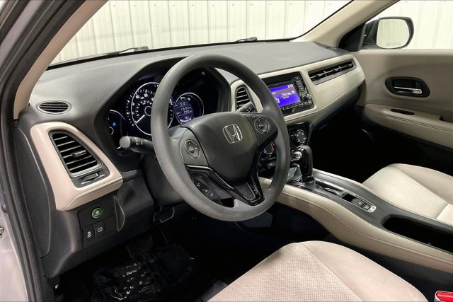 Used 2018 Honda HR-V LX image 14
