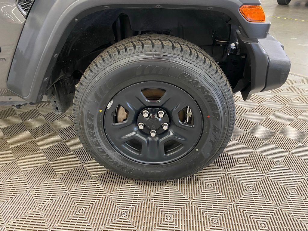 Used 2024 Jeep Wrangler Sport image 2