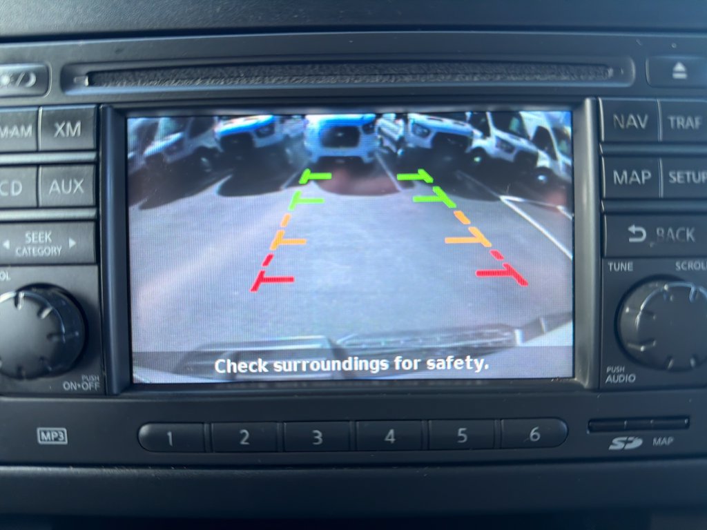 Used 2014 Nissan NV 3500 SV w/ Technology Package RWD image 9