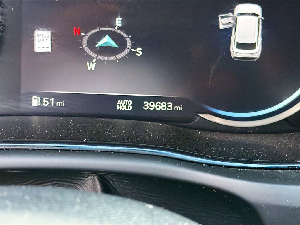 Used 2023 Genesis GV70 2.5T Select w/ Select Package image 40