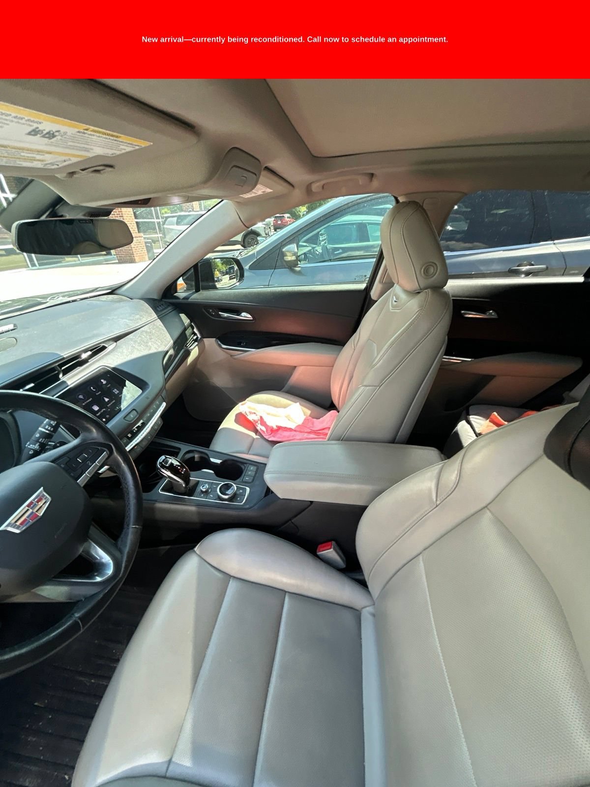 Used 2021 Cadillac XT4 Premium Luxury FWD image 3
