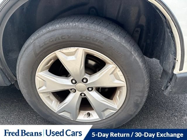 Used 2015 Subaru Forester 2.5i Premium AWD/4WD image 10