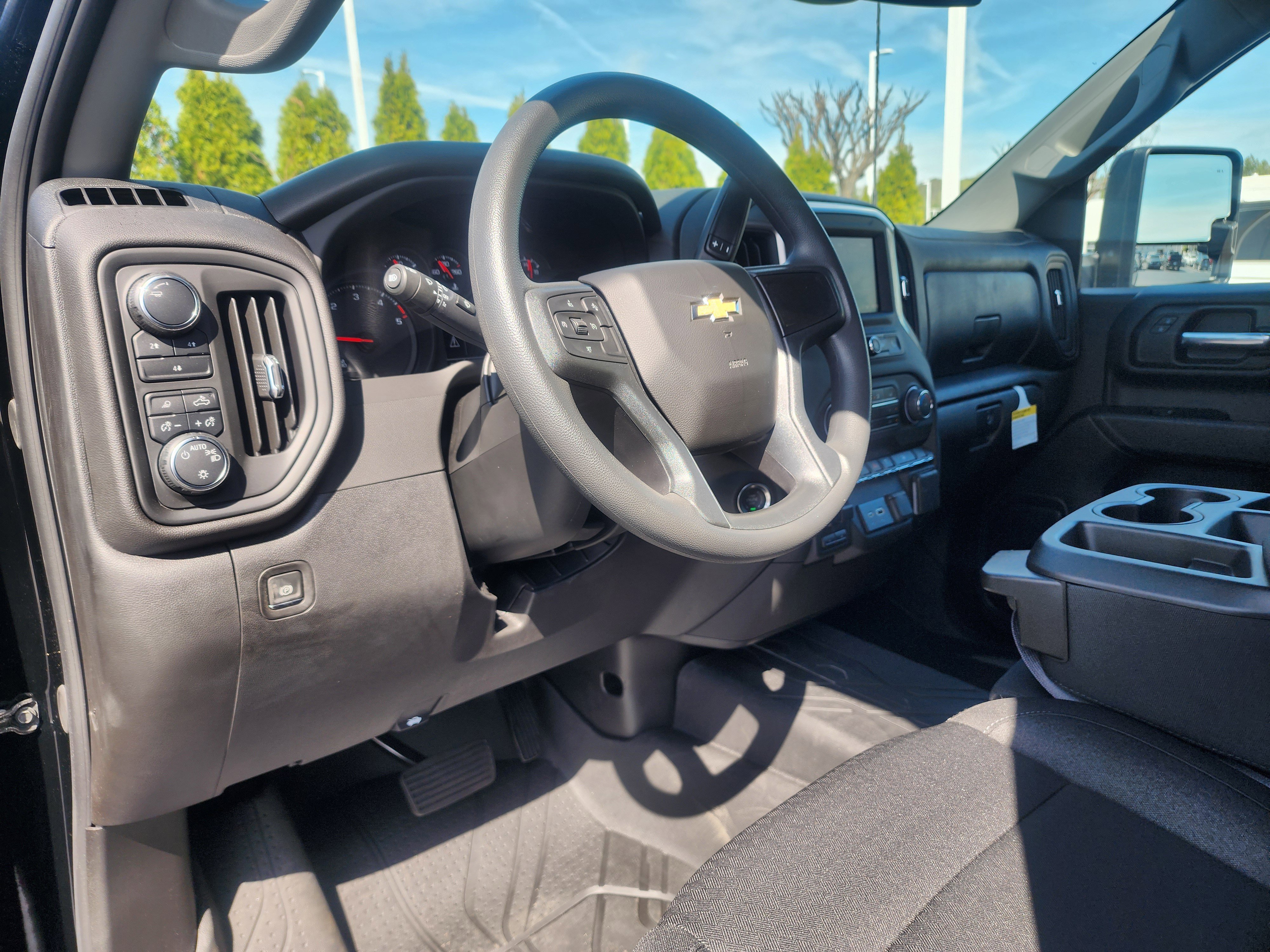 New 2025 Chevrolet Silverado 2500 Custom w/ Custom Value Package image 24