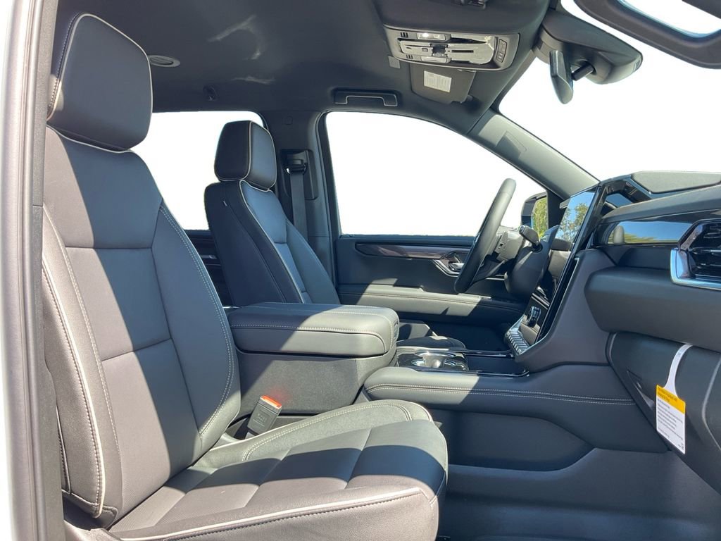 New 2026 GMC Yukon XL Elevation w/ LPO, Get Active Package image 25