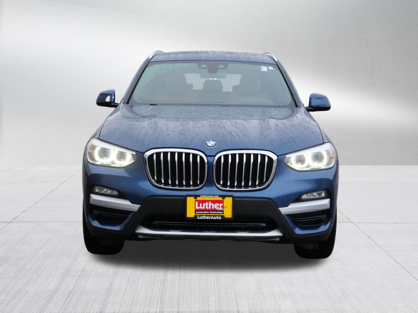 Used 2018 BMW X3 xDrive30i AWD/4WD image 2
