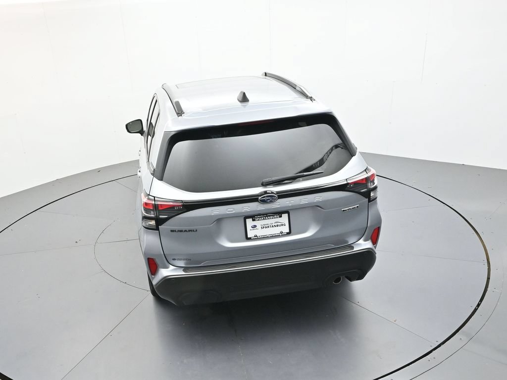 Used 2025 Subaru Forester Touring w/ Popular Package - Touring AWD/4WD image 32
