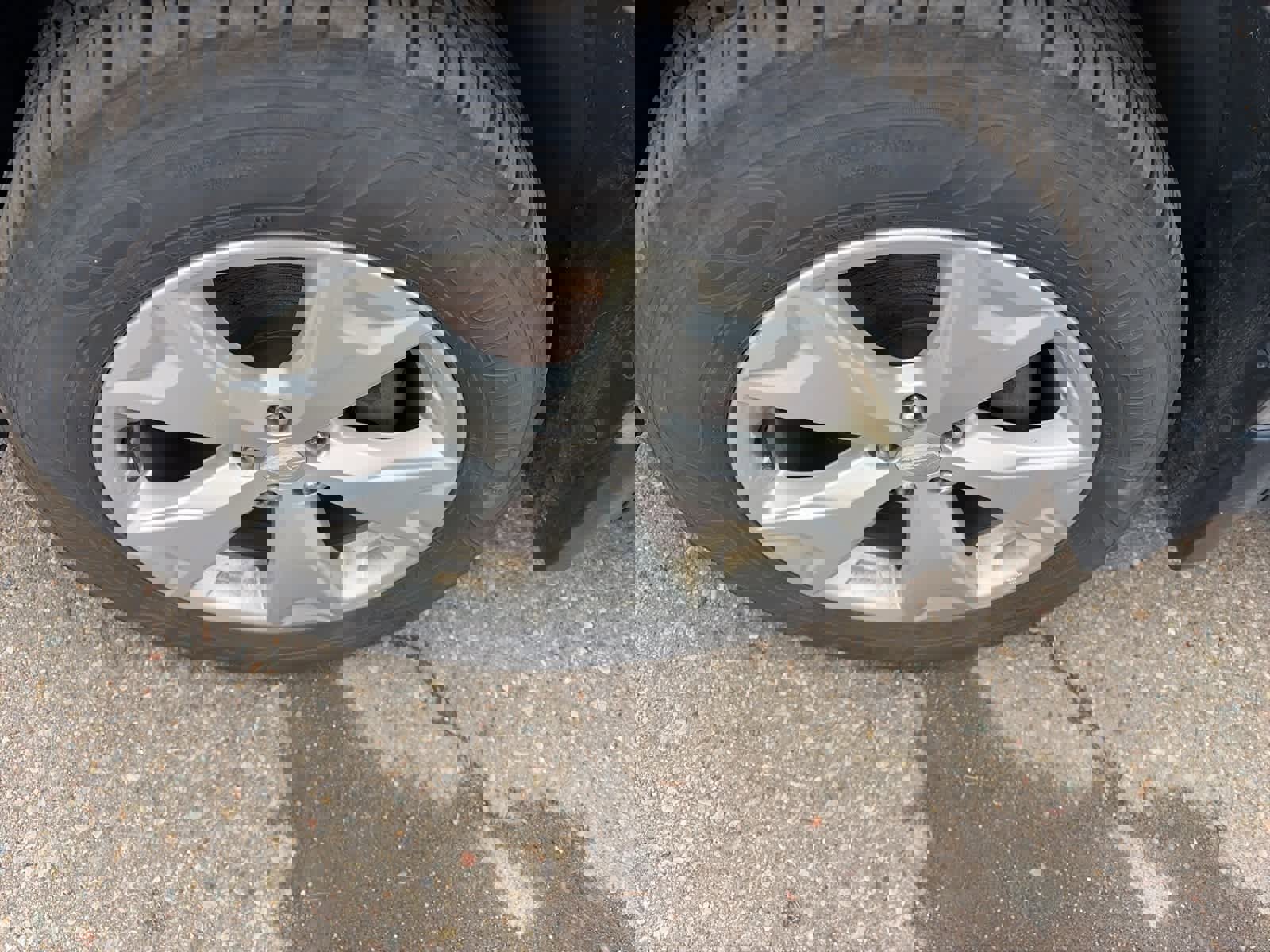 Used 2015 Subaru Forester 2.5i Limited image 5