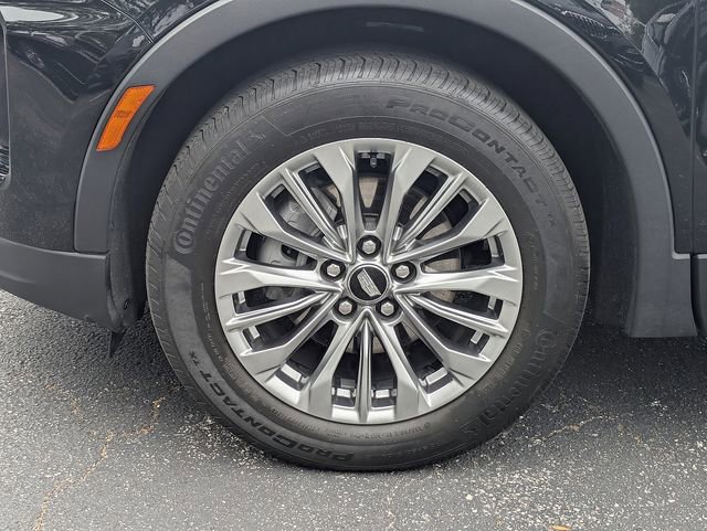 Certified 2024 Cadillac XT4 Premium Luxury w/ Active Safety Package AWD/4WD image 10