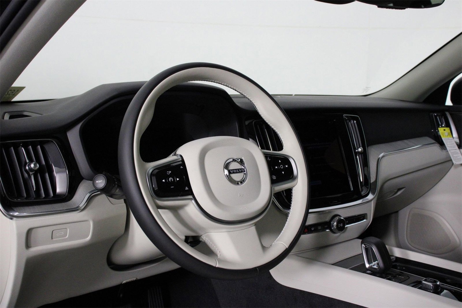 New 2026 Volvo V60 B5 Cross Country Plus w/ Climate Package image 8