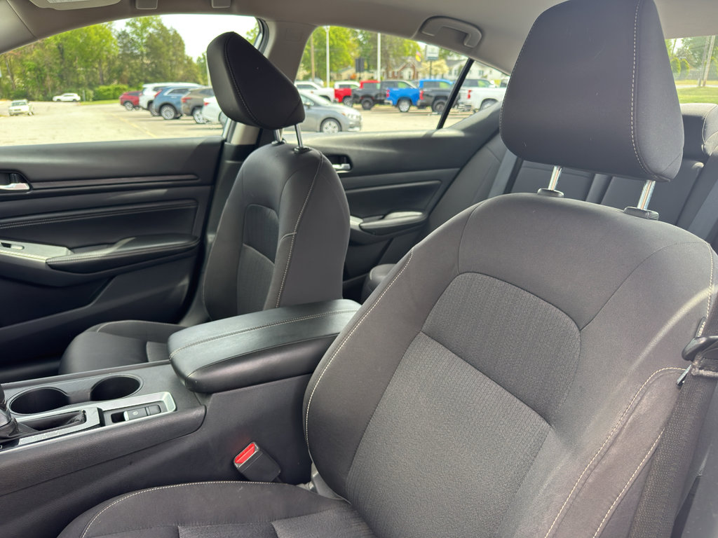Used 2020 Nissan Altima 2.5 S AWD/4WD image 8