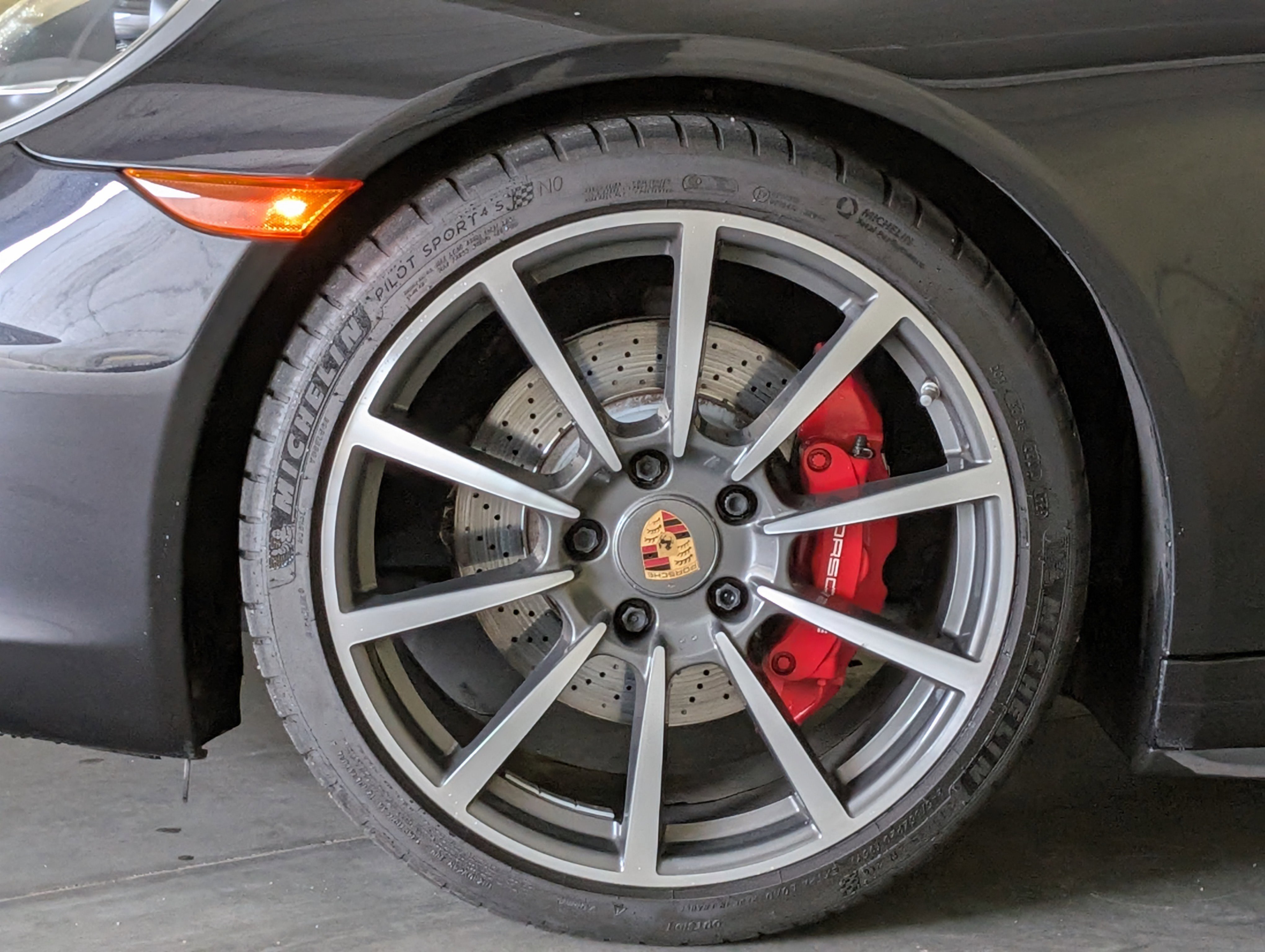 Used 2014 Porsche 911 Carrera 4S AWD/4WD image 14