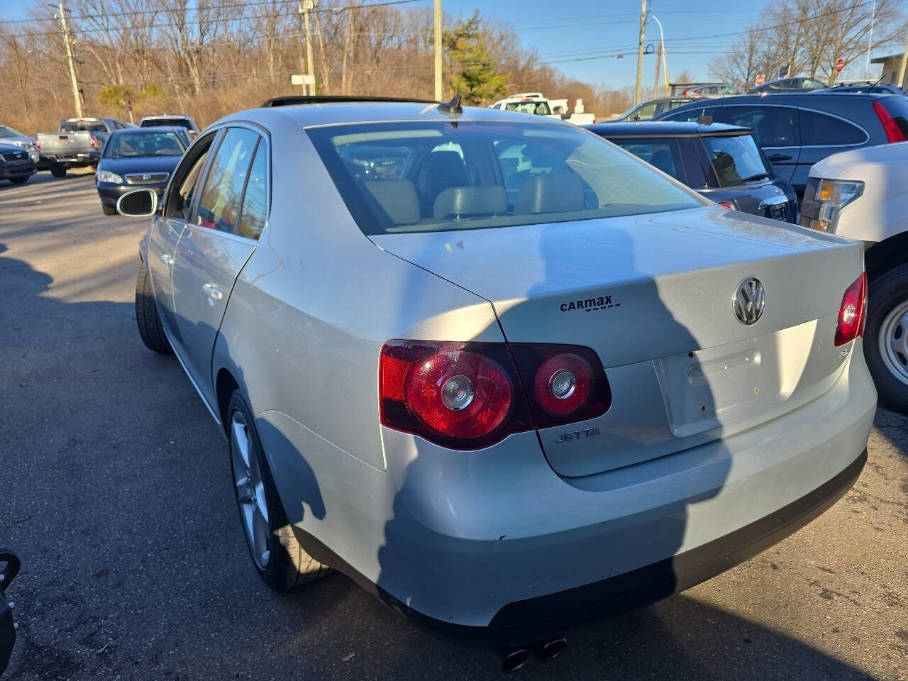 Used 2009 Volkswagen Jetta SEL FWD image 5
