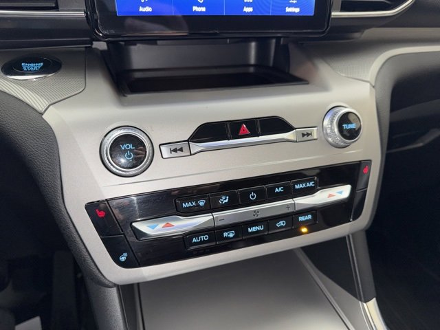 Used 2023 Ford Explorer XLT w/ Equipment Group 202A image 24