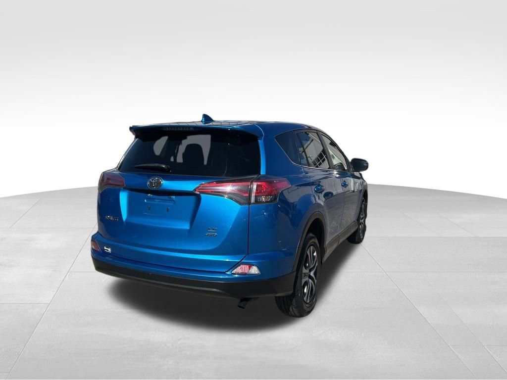 Used 2018 Toyota RAV4 LE w/ All Weather Liner Package image 5