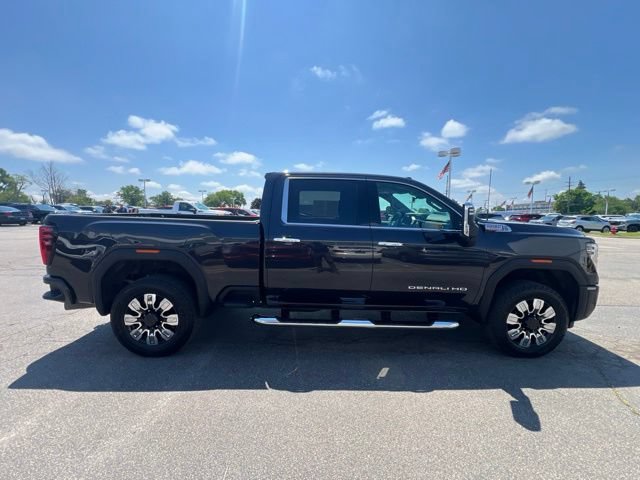 Used 2024 GMC Sierra 2500 Denali w/ Denali Reserve Package AWD/4WD image 4