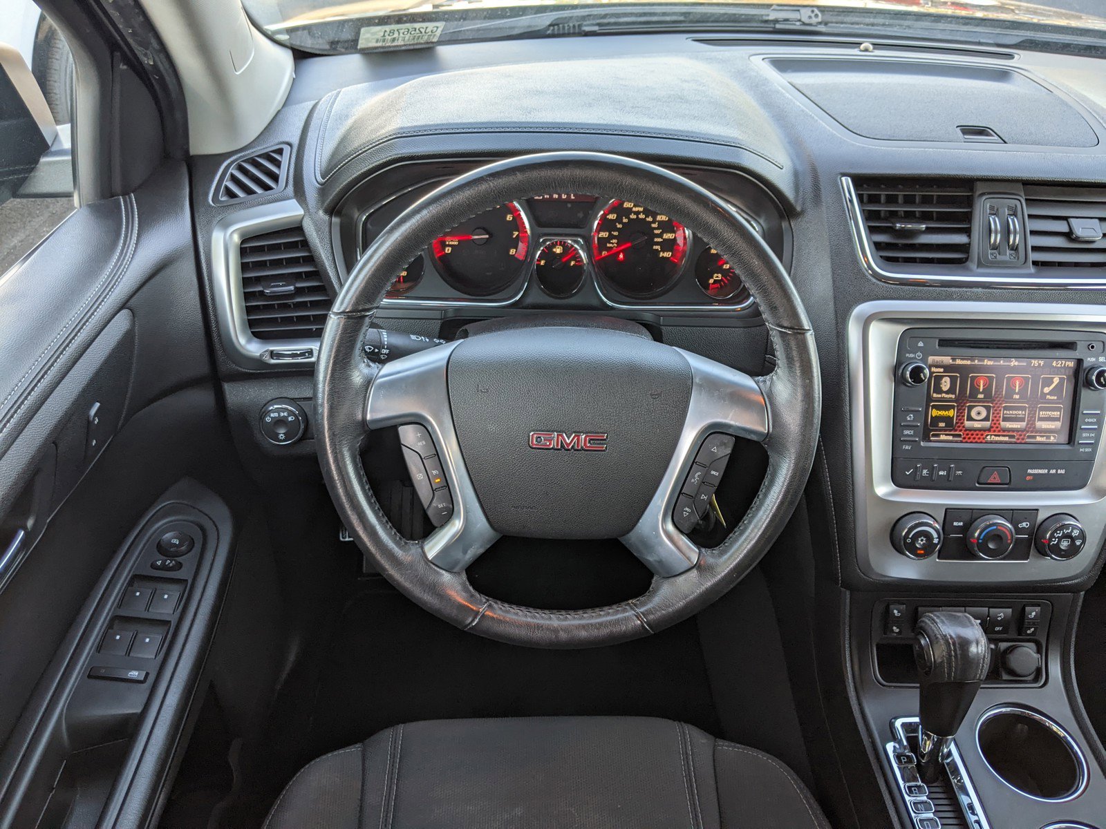 Used 2016 GMC Acadia SLE image 14