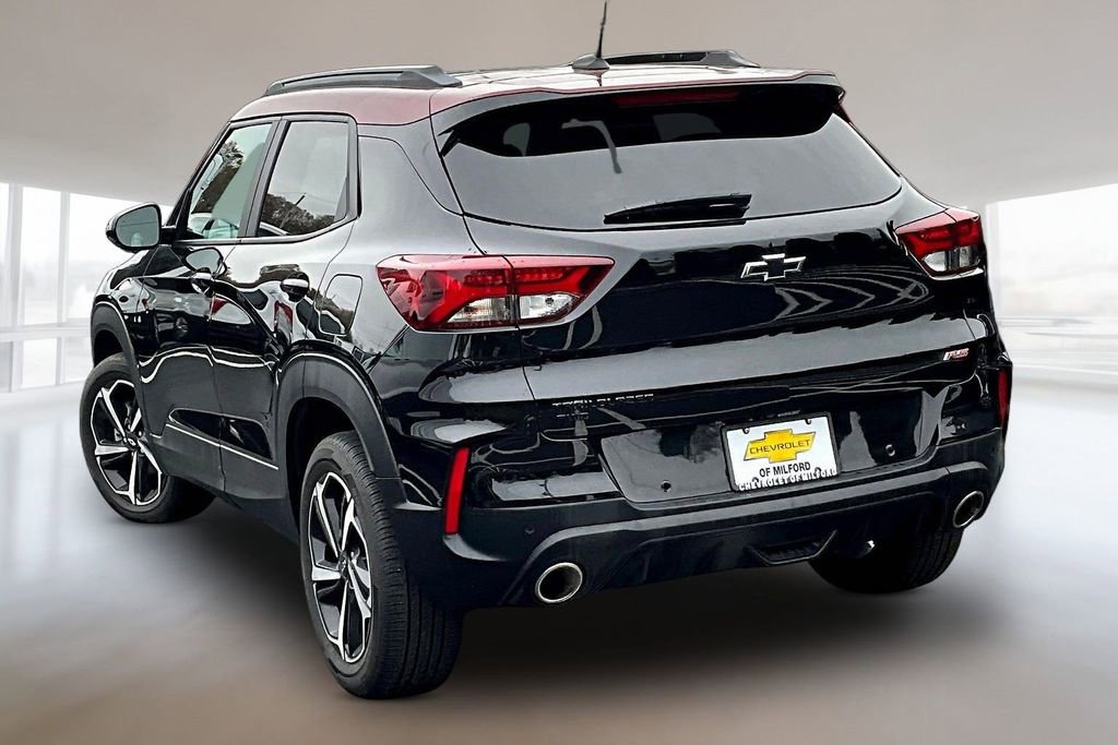 Used 2023 Chevrolet TrailBlazer RS w/ Sun and Liftgate Package AWD/4WD image 4