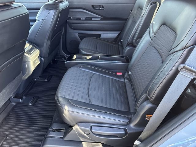 Used 2024 Nissan Pathfinder Rock Creek image 11