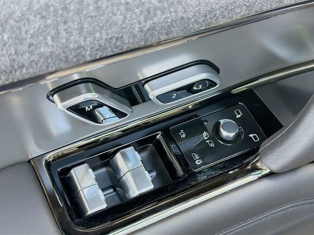 Used 2024 Land Rover Range Rover Sport Dynamic SE image 23