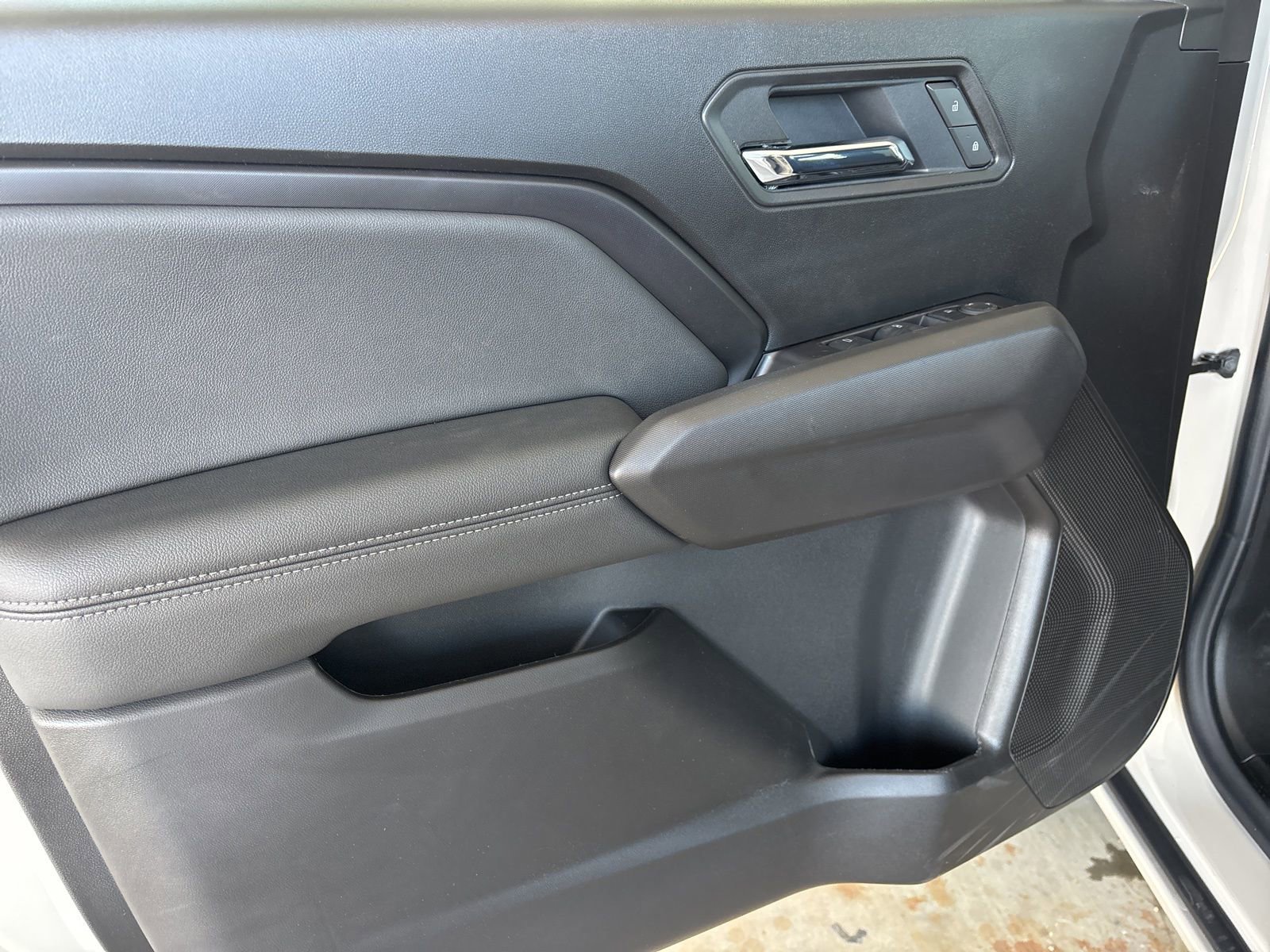 New 2026 GMC Canyon Elevation w/ Convenience Package image 10