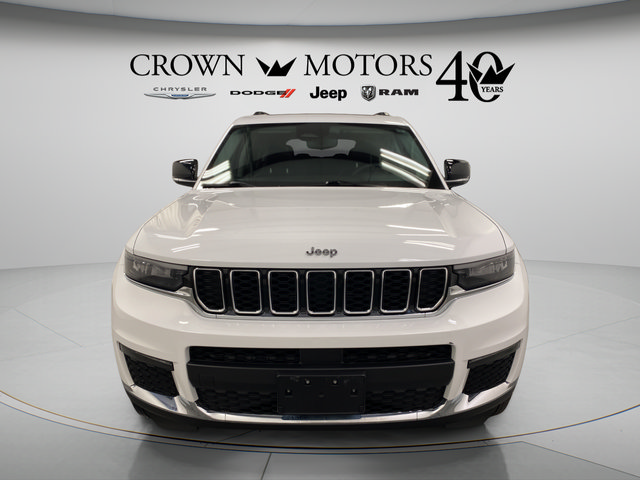 Used 2023 Jeep Grand Cherokee L Limited AWD/4WD image 10
