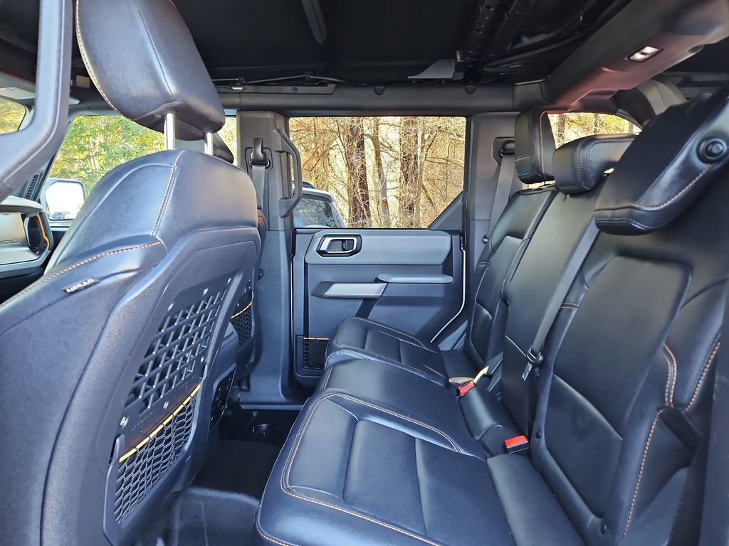 Used 2022 Ford Bronco Badlands image 28