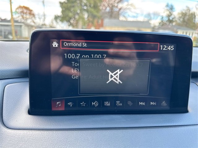 Used 2018 MAZDA CX-9 Touring w/ Touring Premium Package image 16