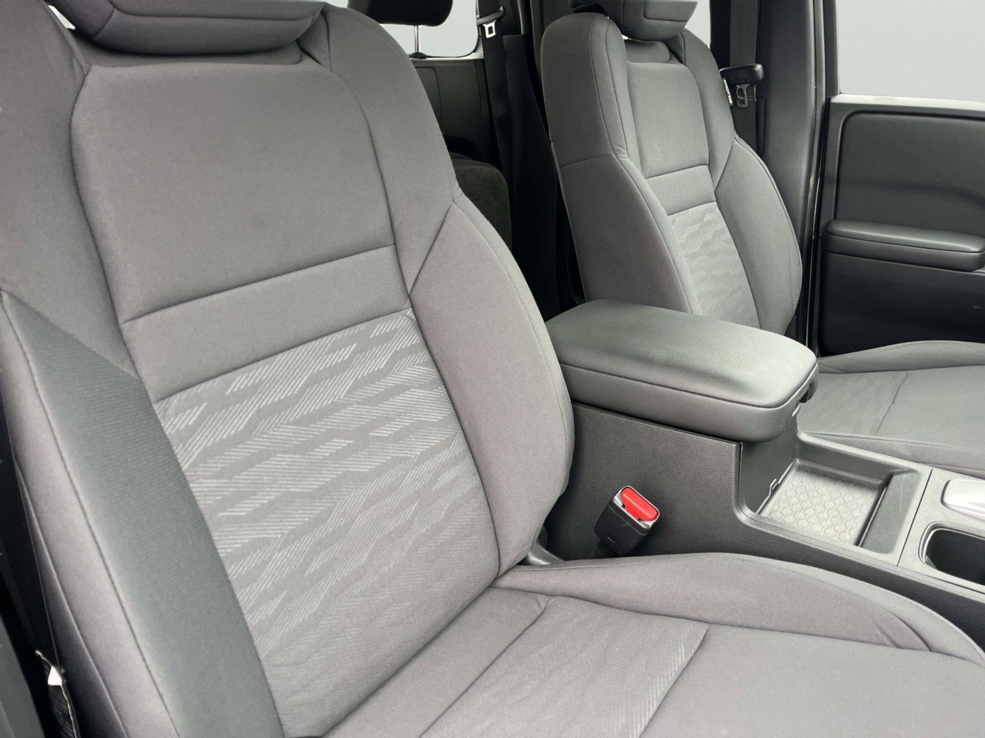 Used 2024 Nissan Frontier S w/ Technology Package image 18