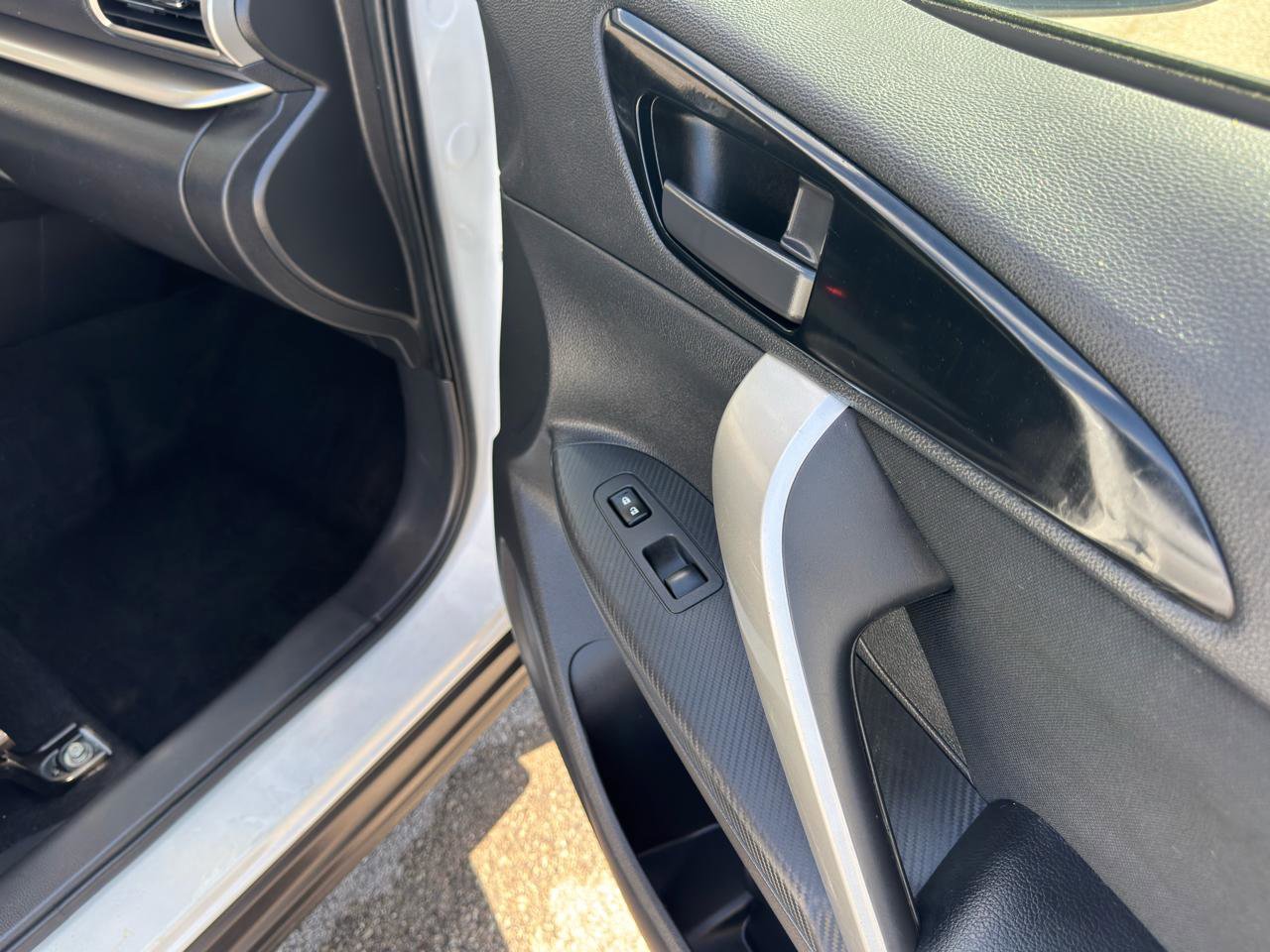 Used 2020 Mitsubishi Eclipse Cross ES image 27