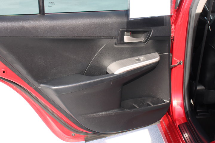 Used 2014 Toyota Camry SE image 13