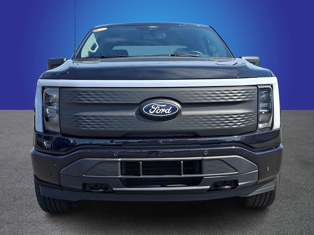 Used 2024 Ford F150 Lightning Flash image 2