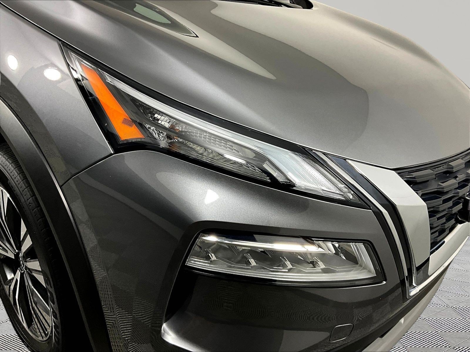 Certified 2023 Nissan Rogue SV w/ SV Premium B Package AWD/4WD image 32
