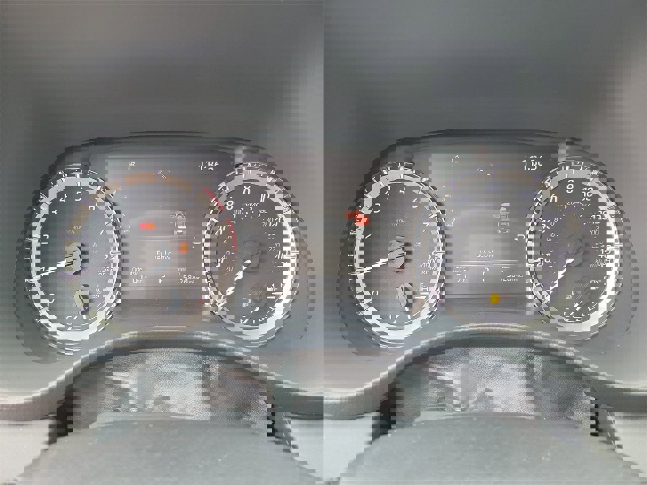 Used 2023 Toyota Highlander LE image 22