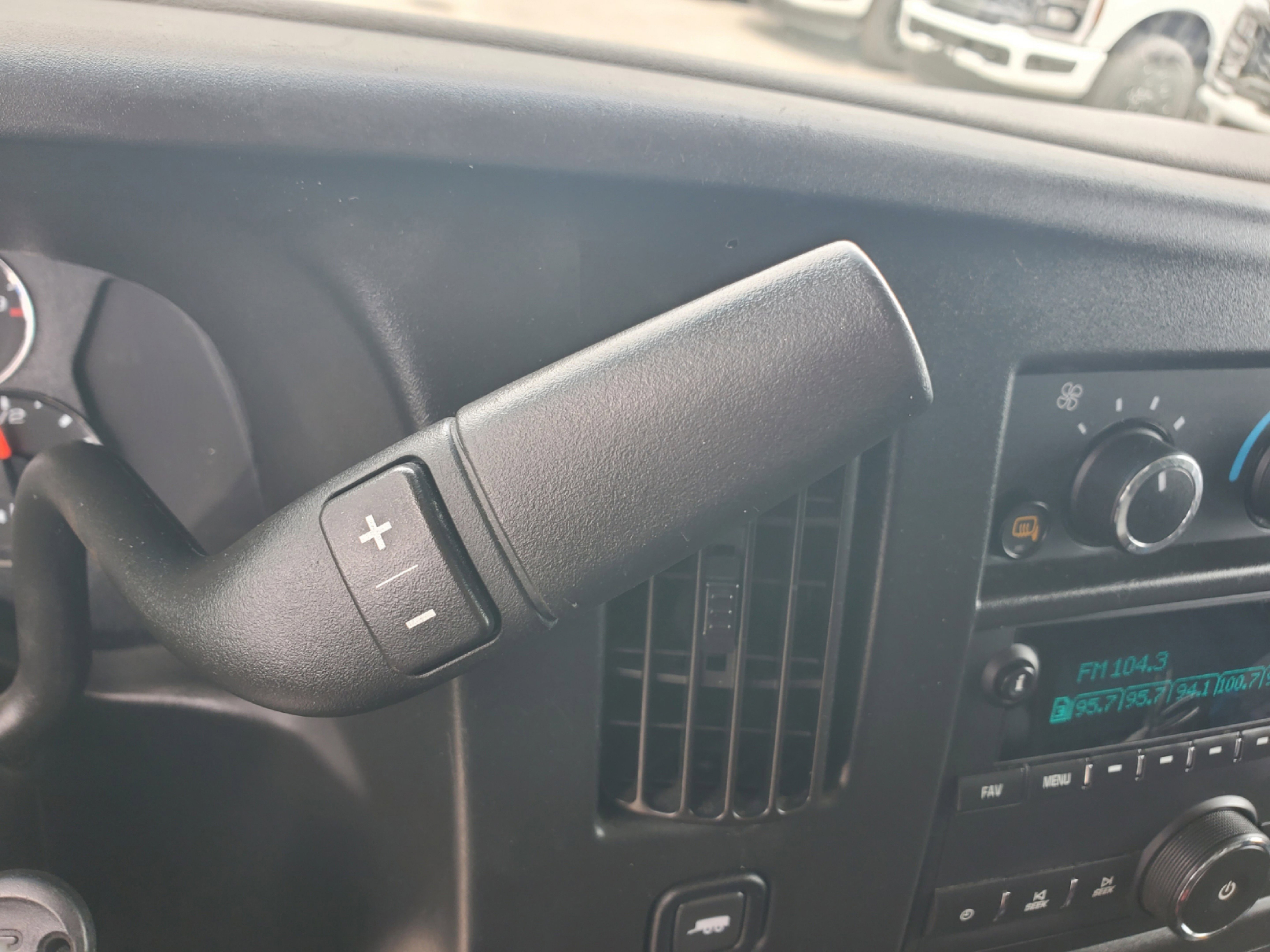 Used 2023 GMC Savana 2500 w/ Driver Convenience Package image 18