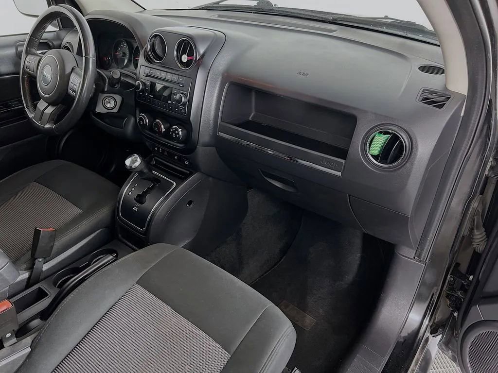 Used 2012 Jeep Compass Latitude image 26