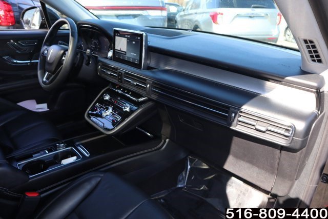Used 2022 Lincoln Corsair AWD w/ Premium Package image 25