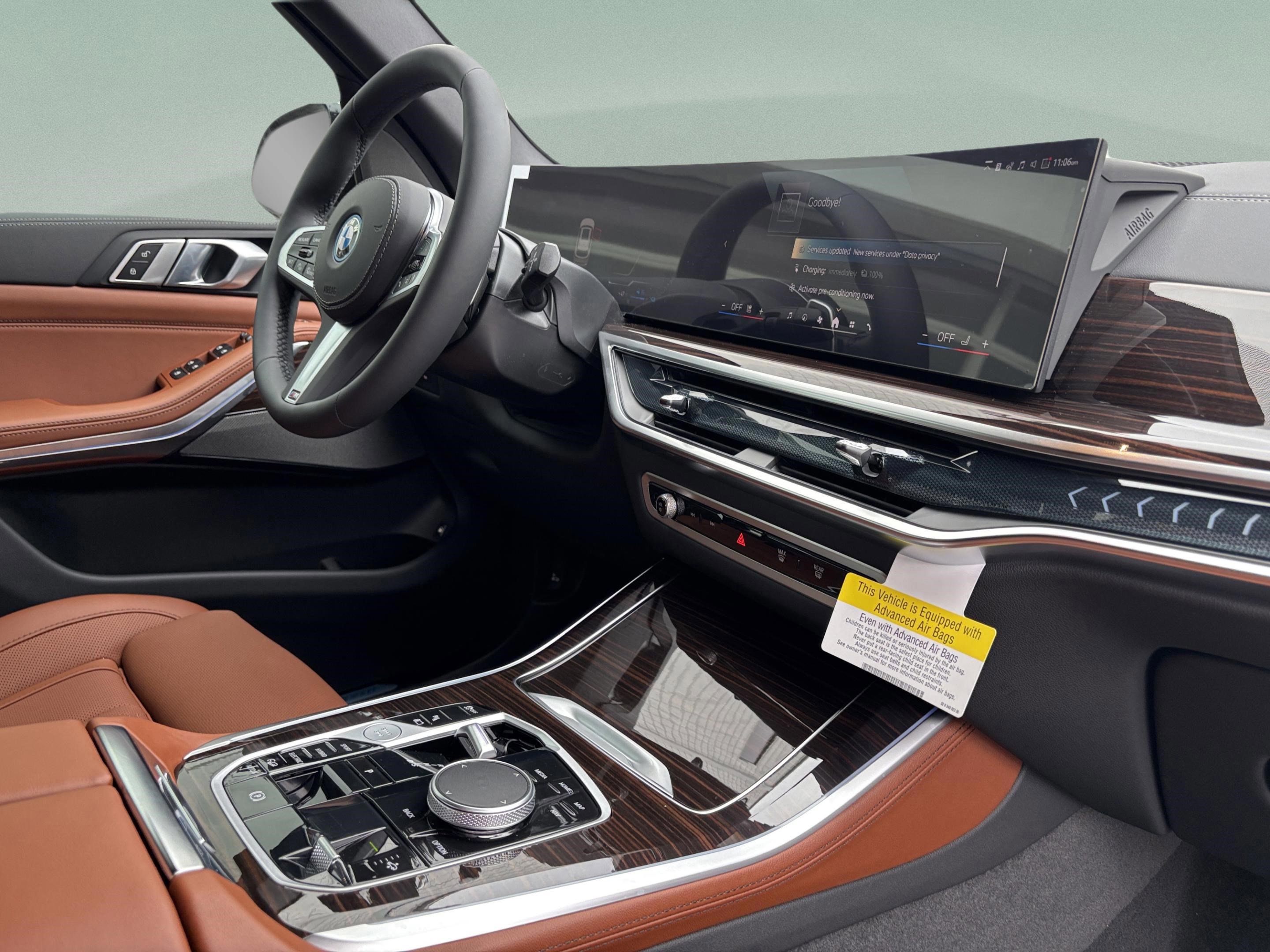 Used 2026 BMW X5 xDrive50e w/ M Sport Package image 25