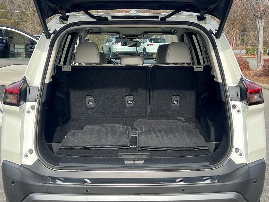 Certified 2023 Nissan Rogue SL w/ SL Premium Package image 29