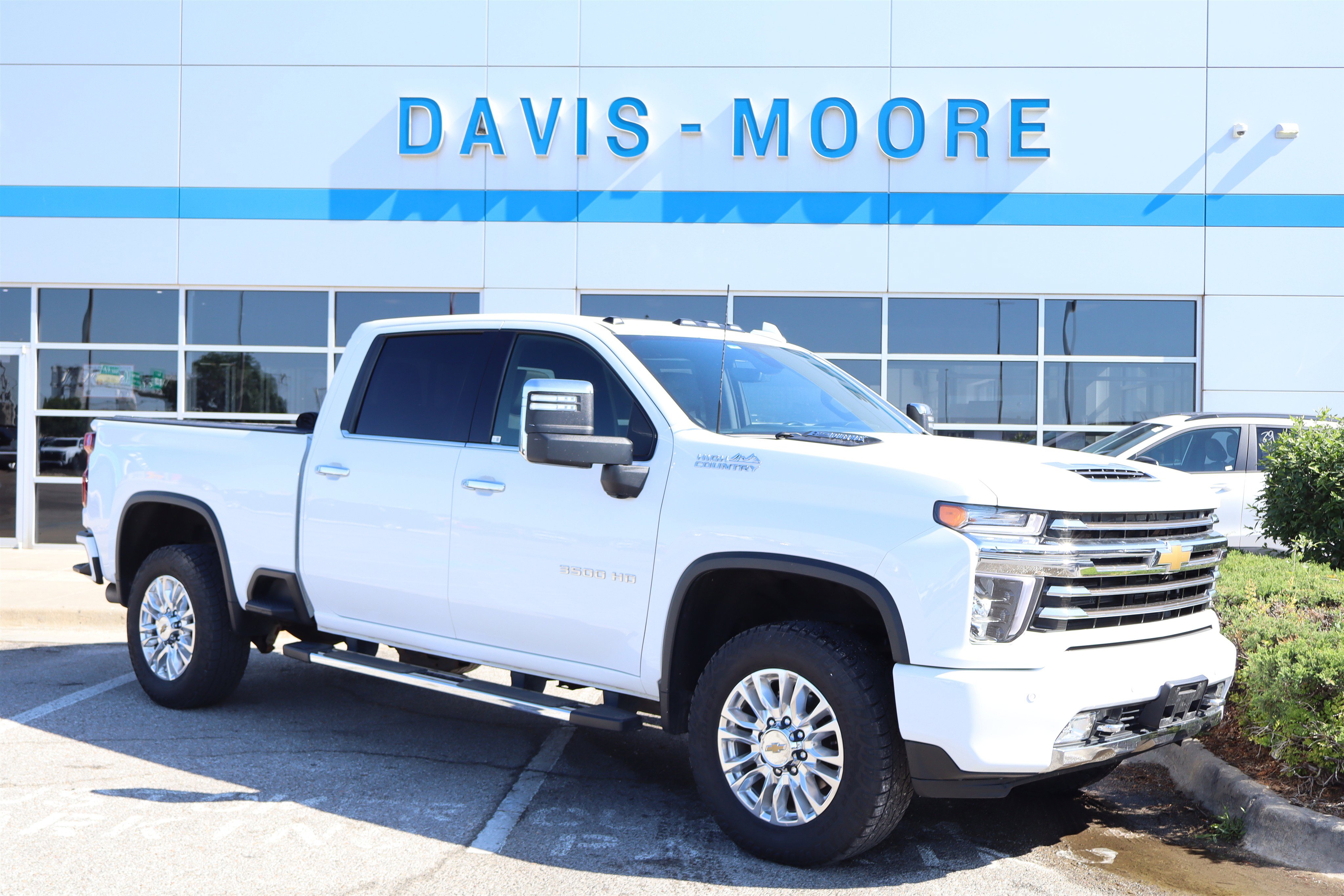 Used 2021 Chevrolet Silverado 3500 High Country w/ Z71 Off-Road Package AWD/4WD image 3