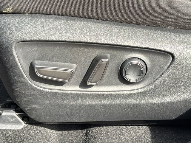 Used 2021 Toyota RAV4 XLE image 11