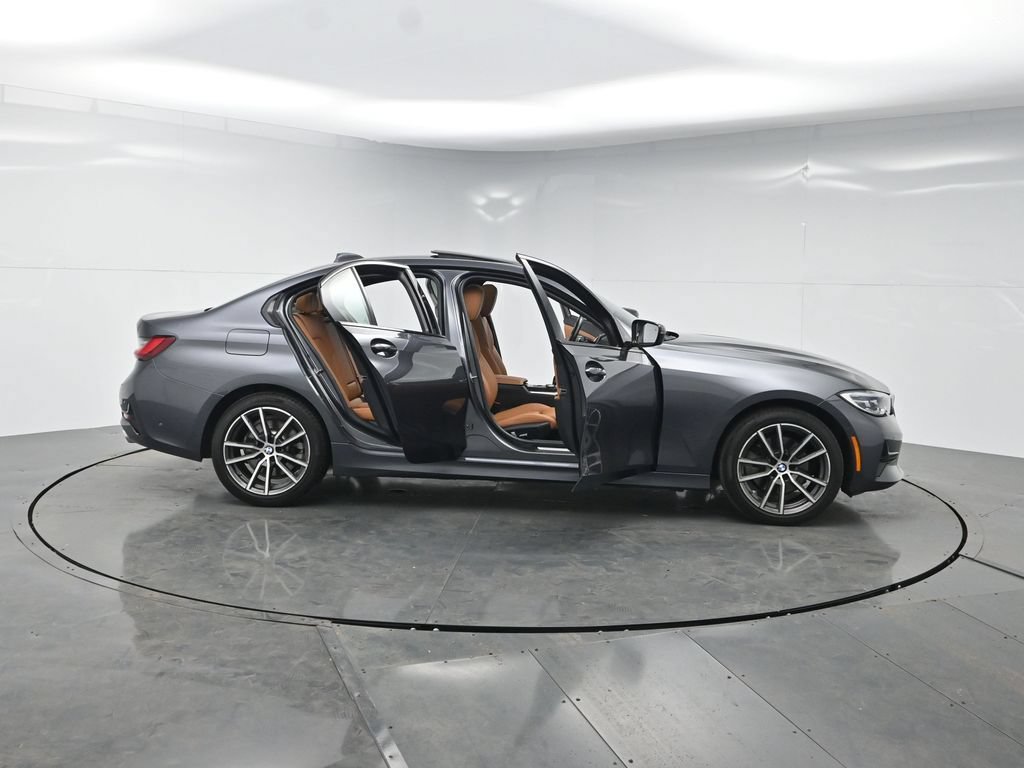 Used 2022 BMW 330i xDrive Sedan w/ Driving Assistance Package AWD/4WD image 57