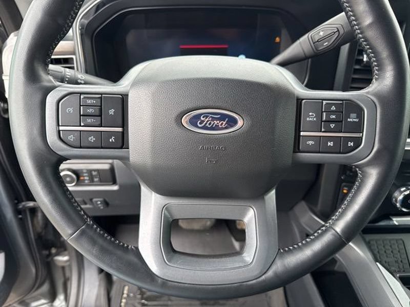 Used 2024 Ford F350 Lariat w/ Black Appearance Package AWD/4WD image 20